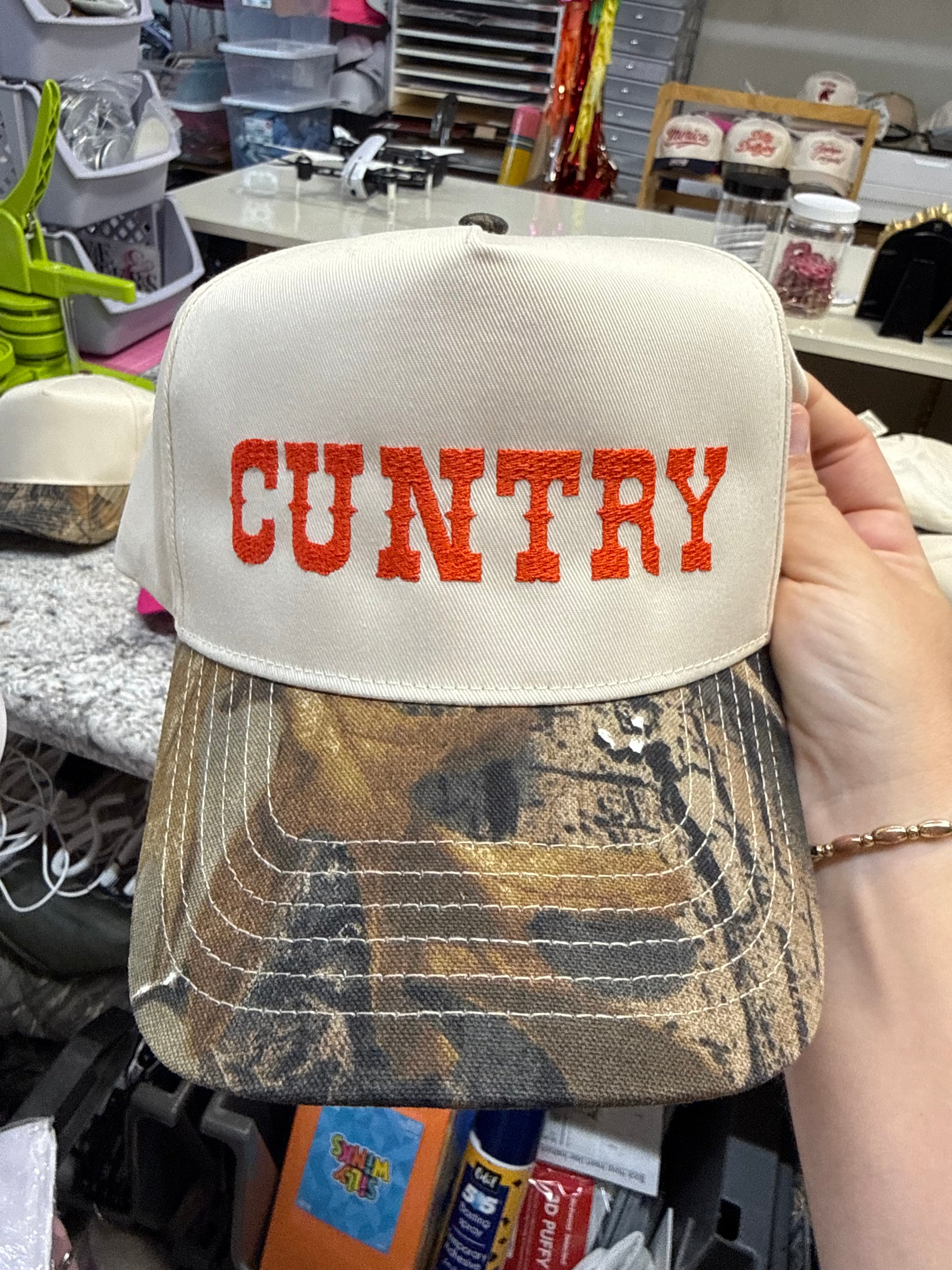 Cuntry Hat